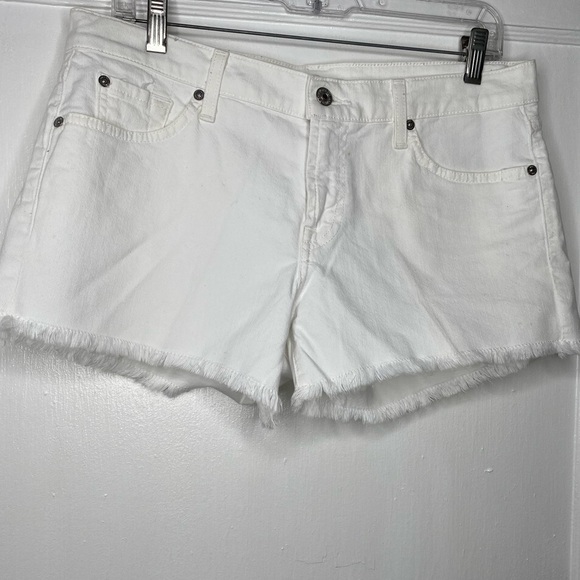 7 OF ALL MANKIND Broken Twill Cut Off White Denim Women's Shorts - Picture 4 of 10